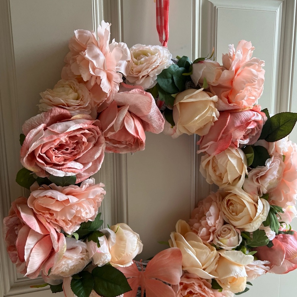 Floral 18 inch Wreath with Peach and Cream Roses Weddings or Front Door decor